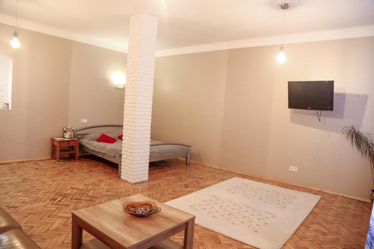 Apartmán Monro - Heart Of Lvov Exteriér fotografie